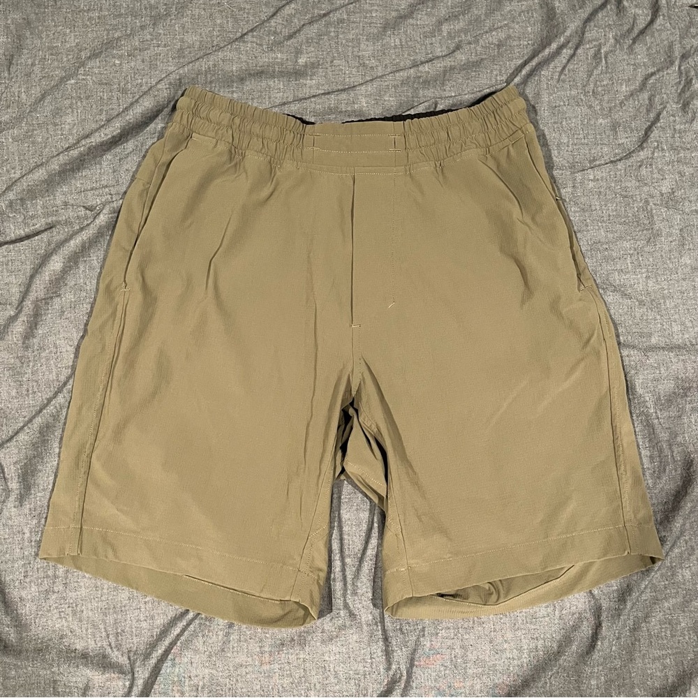 Lululemon Bowline Ripstop Shorts Small